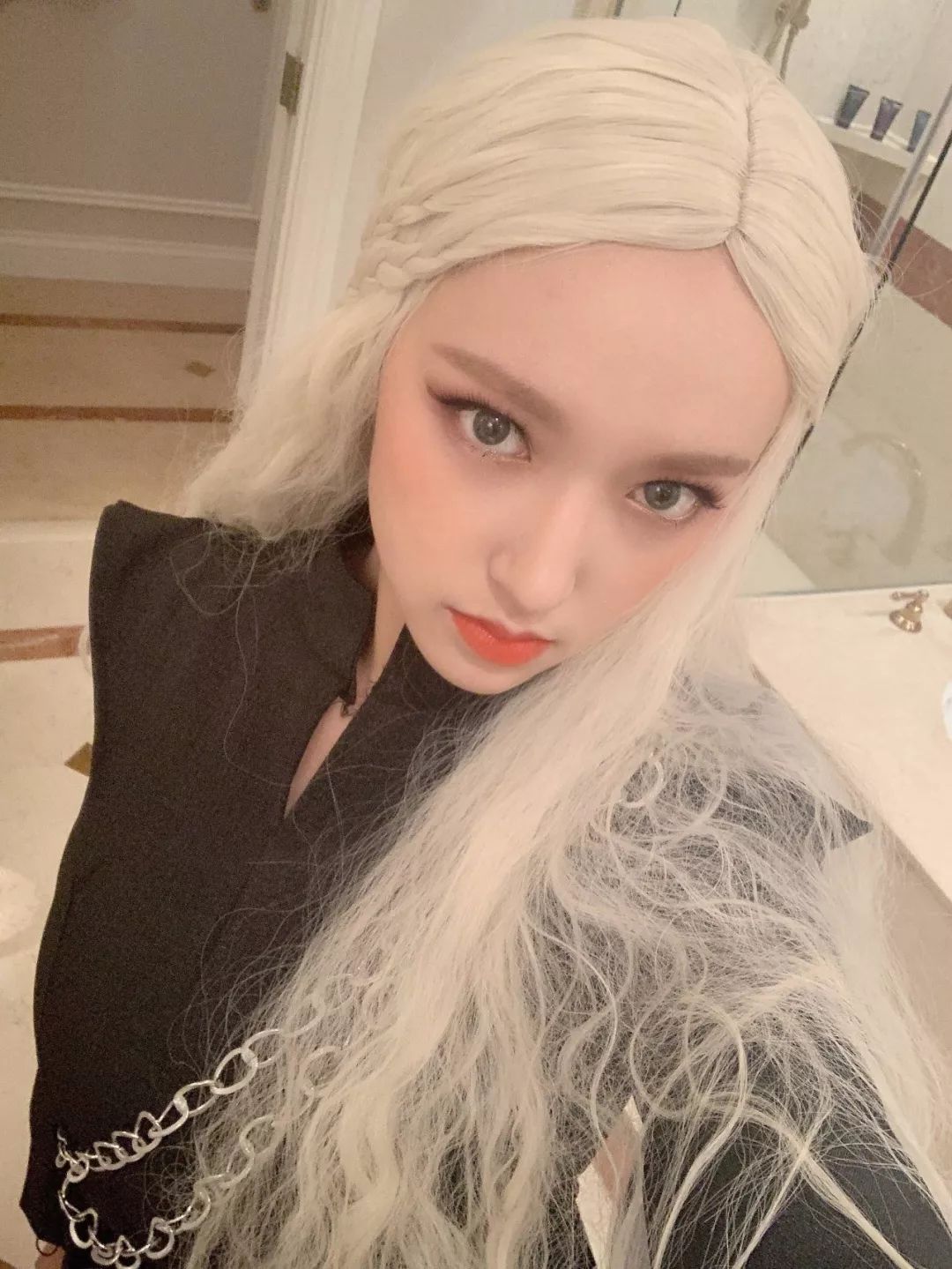 程潇头发颜色好看,程潇头发颜色粉