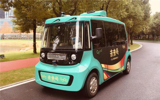 南京无人清洁机器人,无人公交车智能机器人