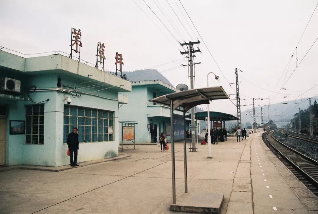 中国哪里的火车最美,中国哪里还有绿皮火车