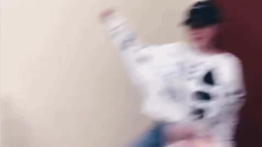 踢瓶盖挑战视频集锦,韩国人看各个国家踢正步