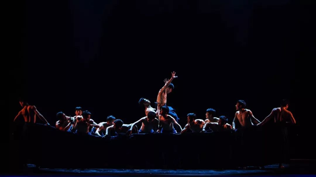 舞台演出怎么拍摄人像,舞台演出怎么拍照好看