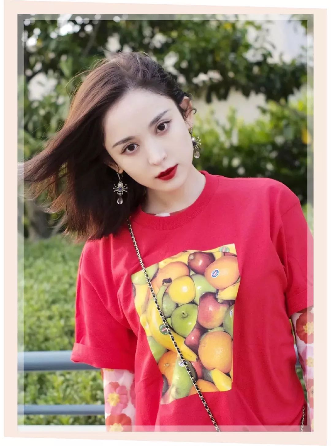 每次穿上这件衣服，总感觉自己瘦了很多