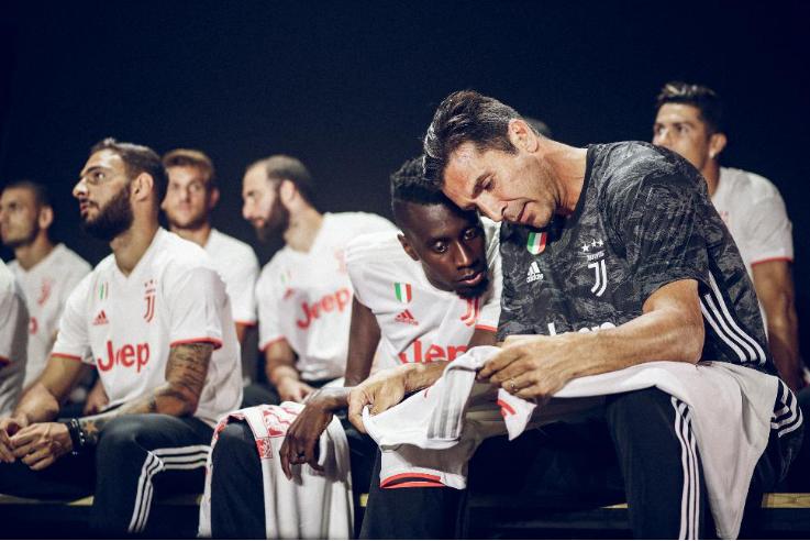 尤文图斯20-21赛季第三客场球衣,尤文新球衣发布会