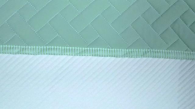 官方正品乳胶冰丝凉席,温度太高推荐一款冰丝凉席