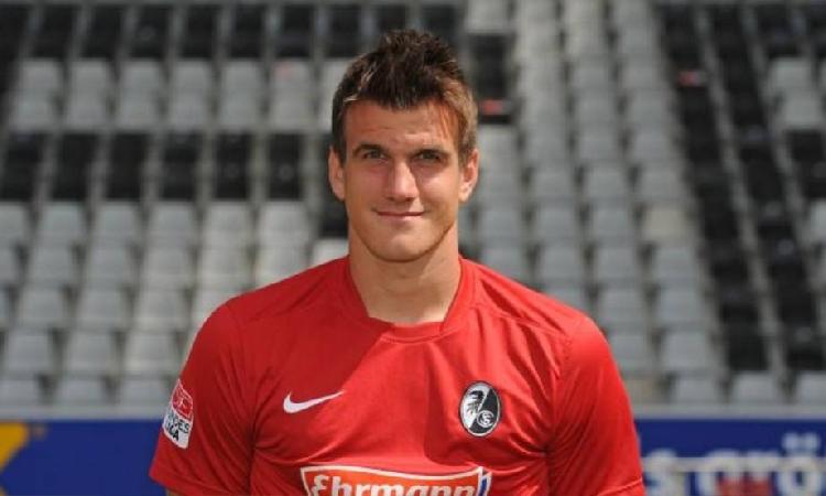 失之东隅？苏宁官宣签下克罗地亚前锋桑蒂尼，贝尔加盟基本告吹