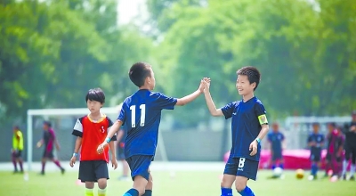 暑假“学期”体能班唱主角