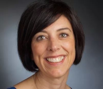 老人身上长肿瘤却被专家误诊后续,脖子长疙瘩医生说是恶性的