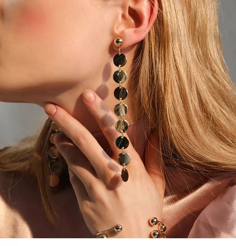 这6款超适合情人节当天的穿搭,下周穿什么一周穿搭模板来了