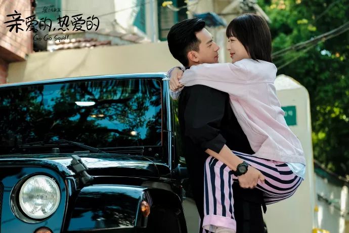 小ck的新款包包是布的吗,小ck绿色包包合集腋下包牛油果色