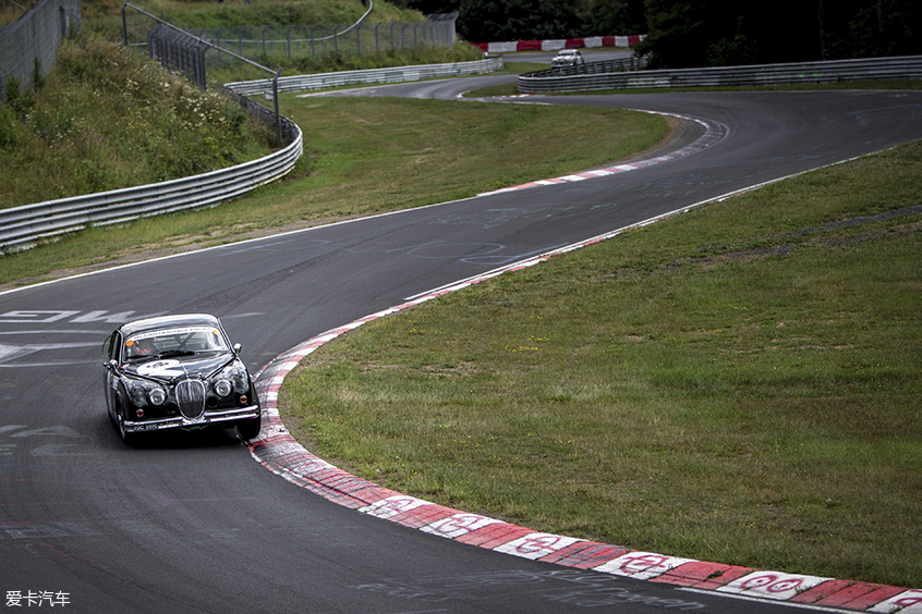 绾藉崥鏍兼灄璧涢亾璋嶇収,杞︽墜璧涢亾閫夋嫨
