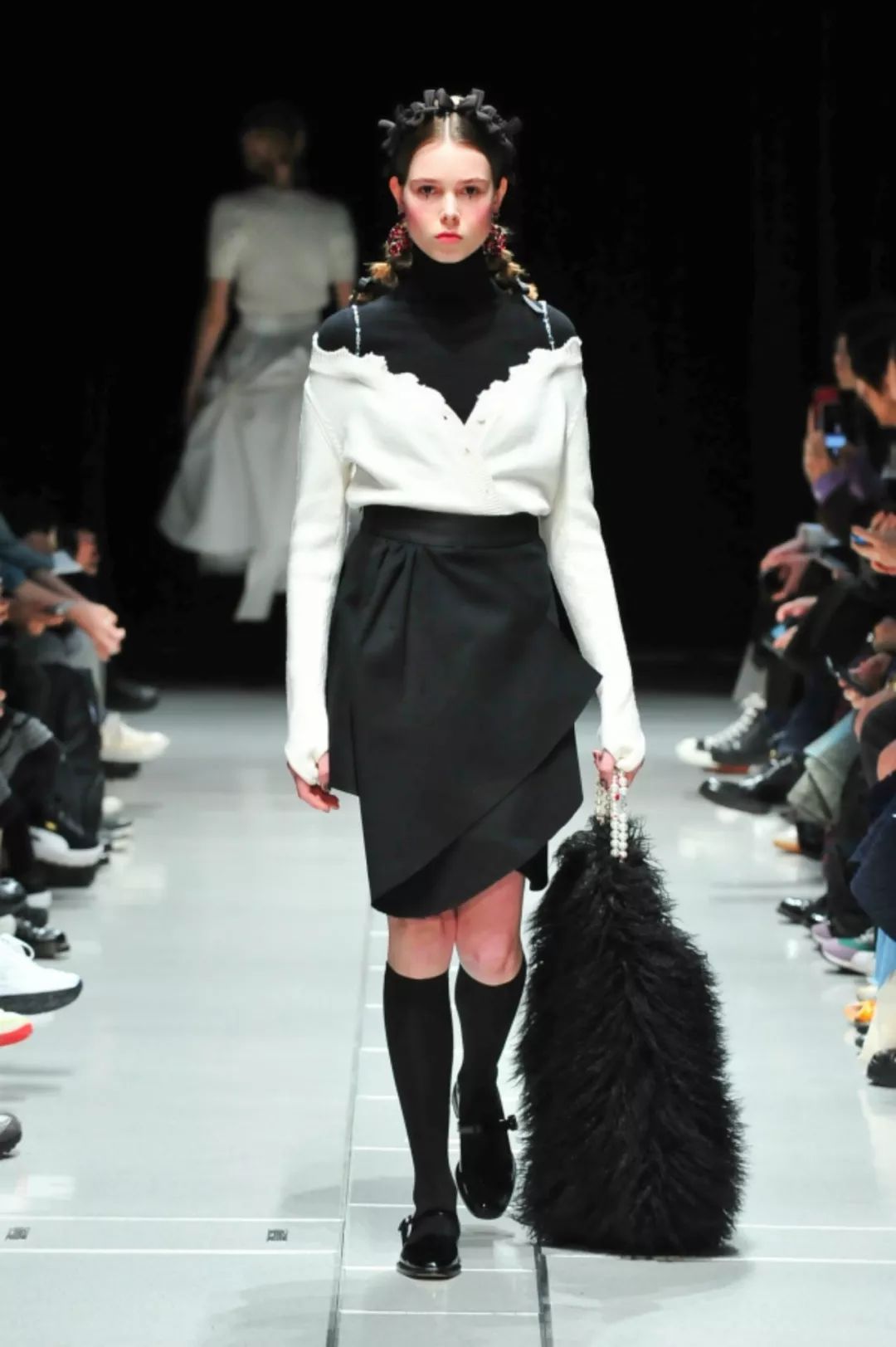 21年秋冬女装流行趋势,21年秋冬女装流行色