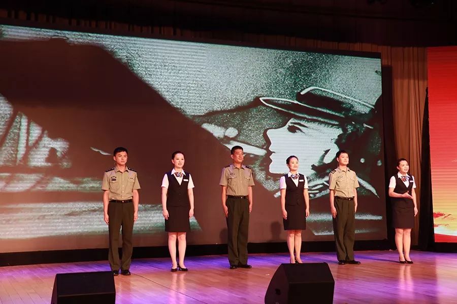 建军节双拥晚会,八一建军节活动照片高清