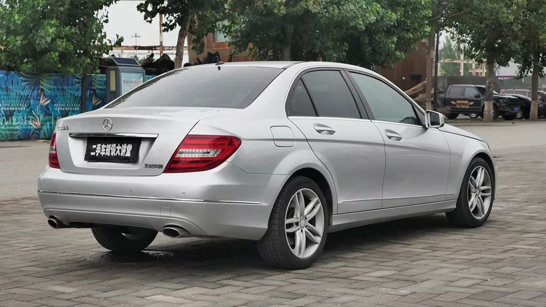10万左右的c63二手车,新款c63性能有多强