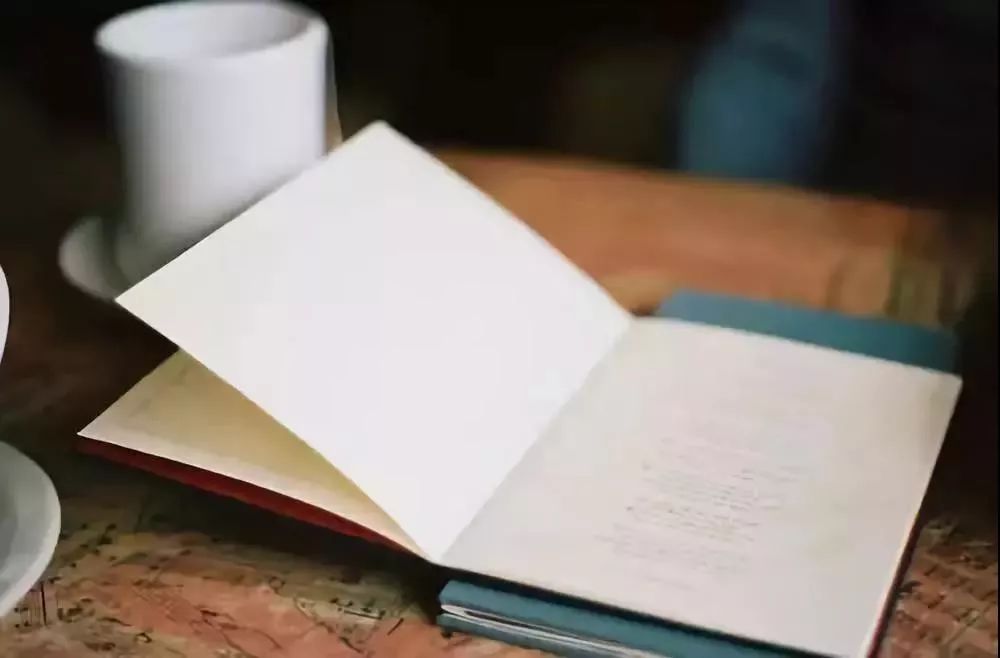 文摘简短版,文摘经典美文是怎么变现