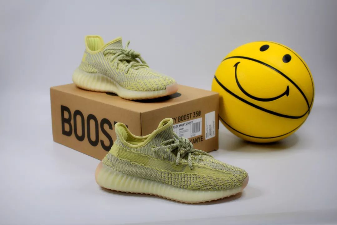 aj1和yeezy满天星,aj和yeezy哪个更容易受欢迎