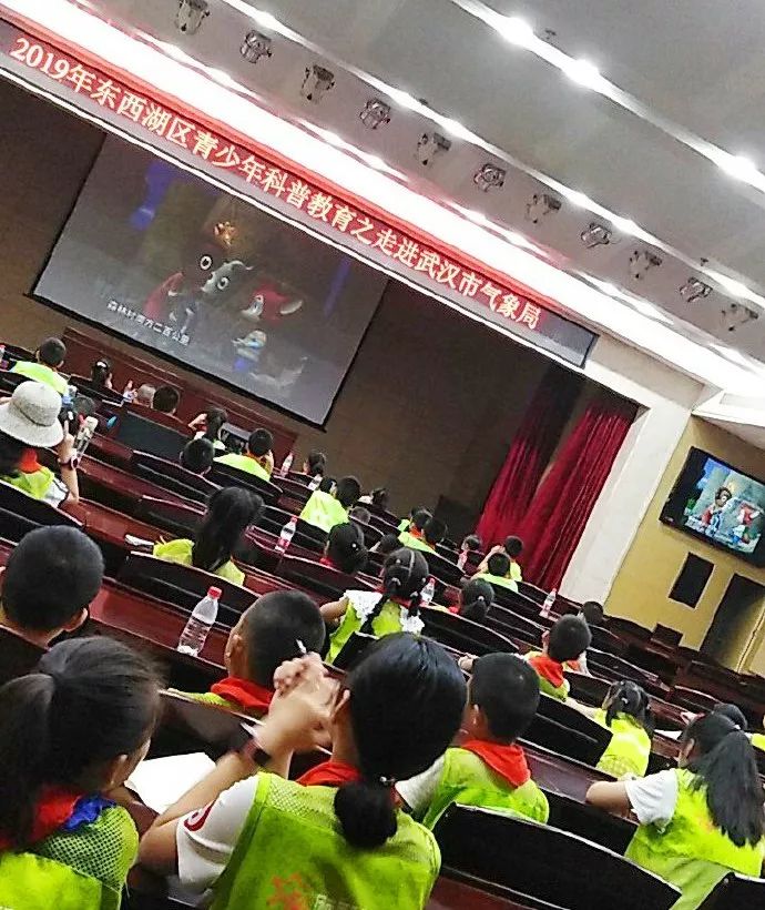 高质量暑假研学夏令营,临空港夏令营好玩吗