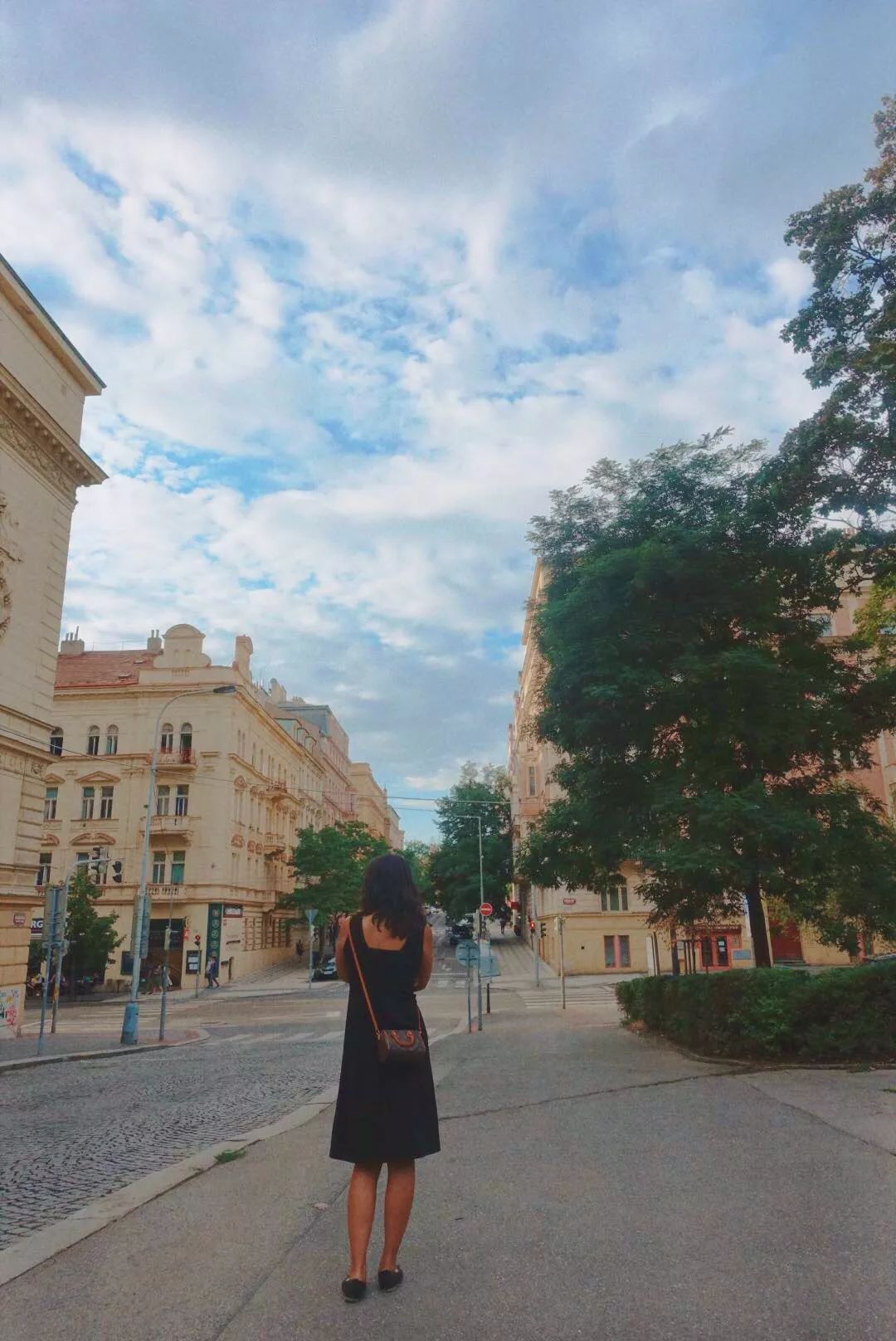 七月份必备连衣裙,七月时尚减龄连衣裙