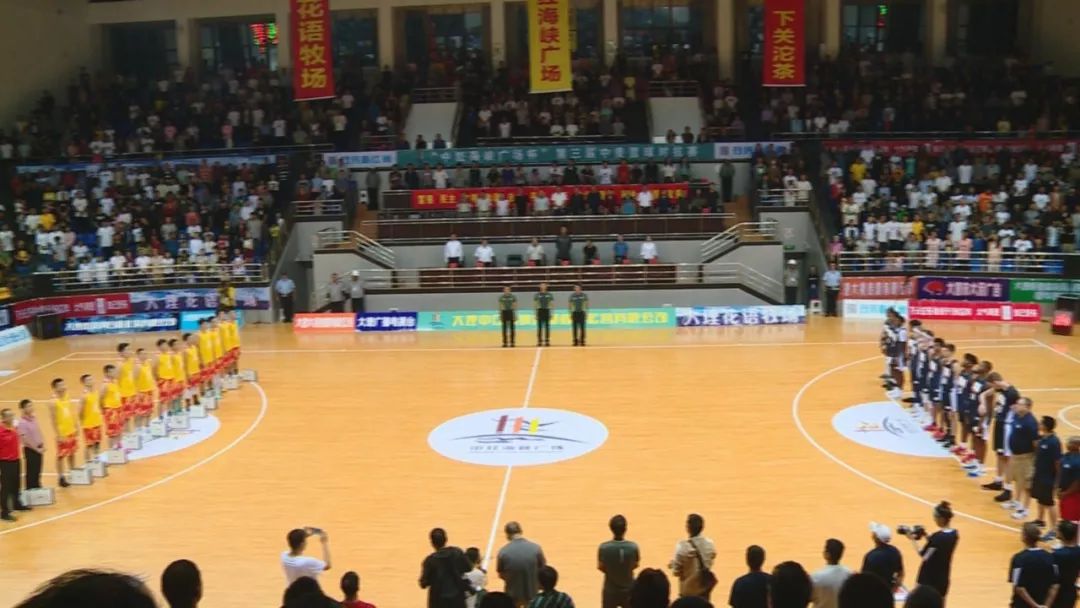 这个球赛精彩！大理花语牧场全明星队对阵美国鹰队