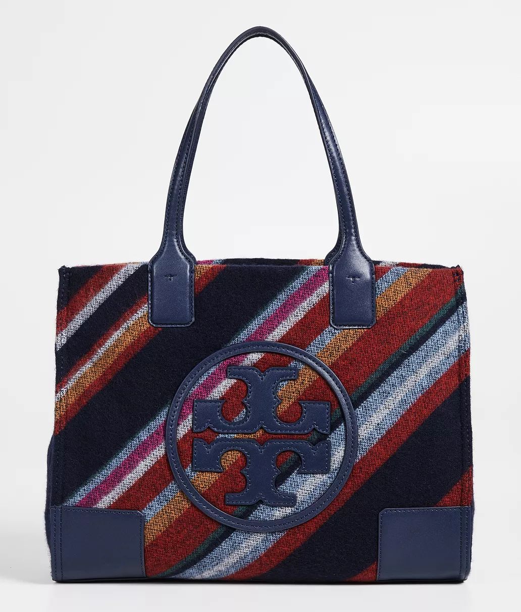 宋茜的衣服为什么这么高,宋茜一身醒目的白色套装