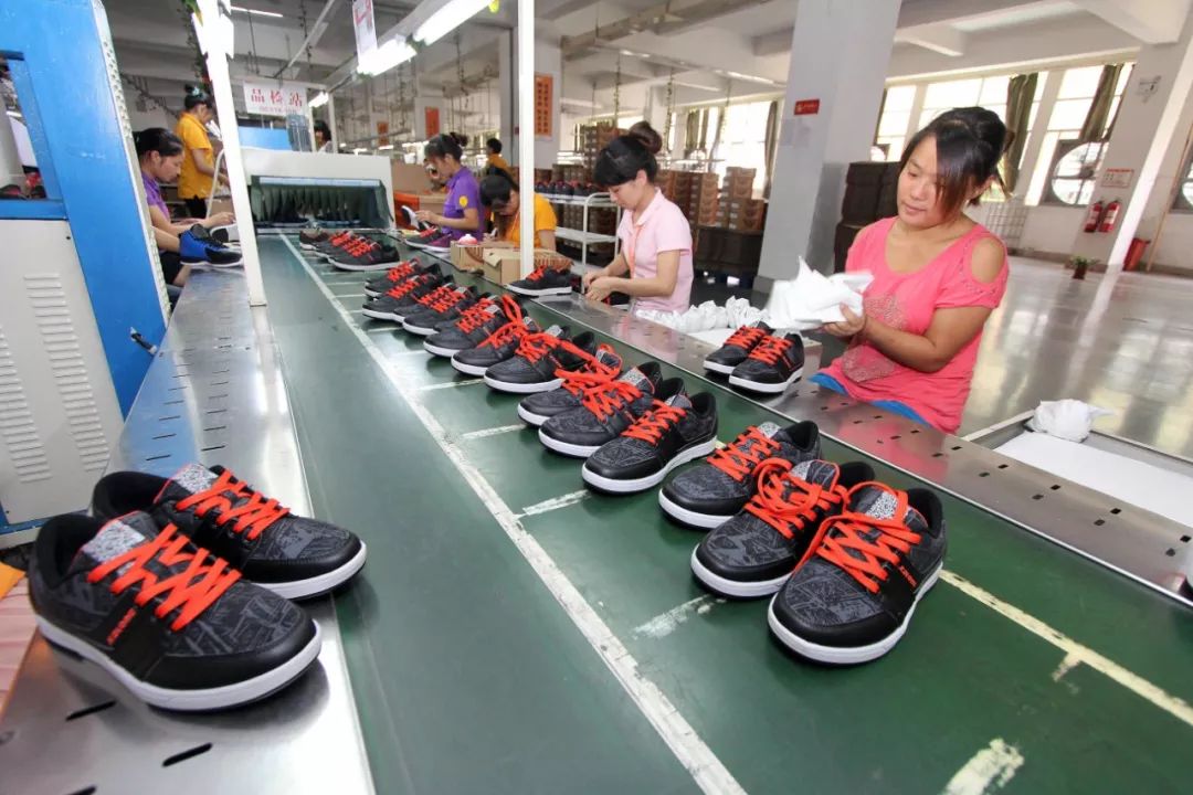 股份冻结！亏损暴跌！福建又一名企跌落！从晋江发迹，刘德华曾代言火遍全国…