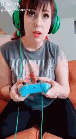 杩欎笉鏄垜鑷繁,鐢电珵濂崇帺瀹剁殑鐪熷疄鐜扮姸