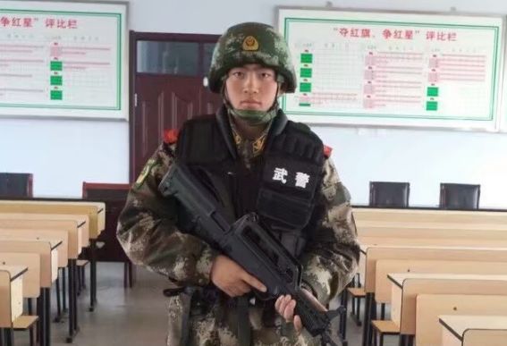 八一特辑橄榄绿,八一特辑警营里的兵