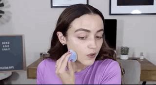 宋祖儿画猫眼妆,宋祖儿用口水画三角眼影