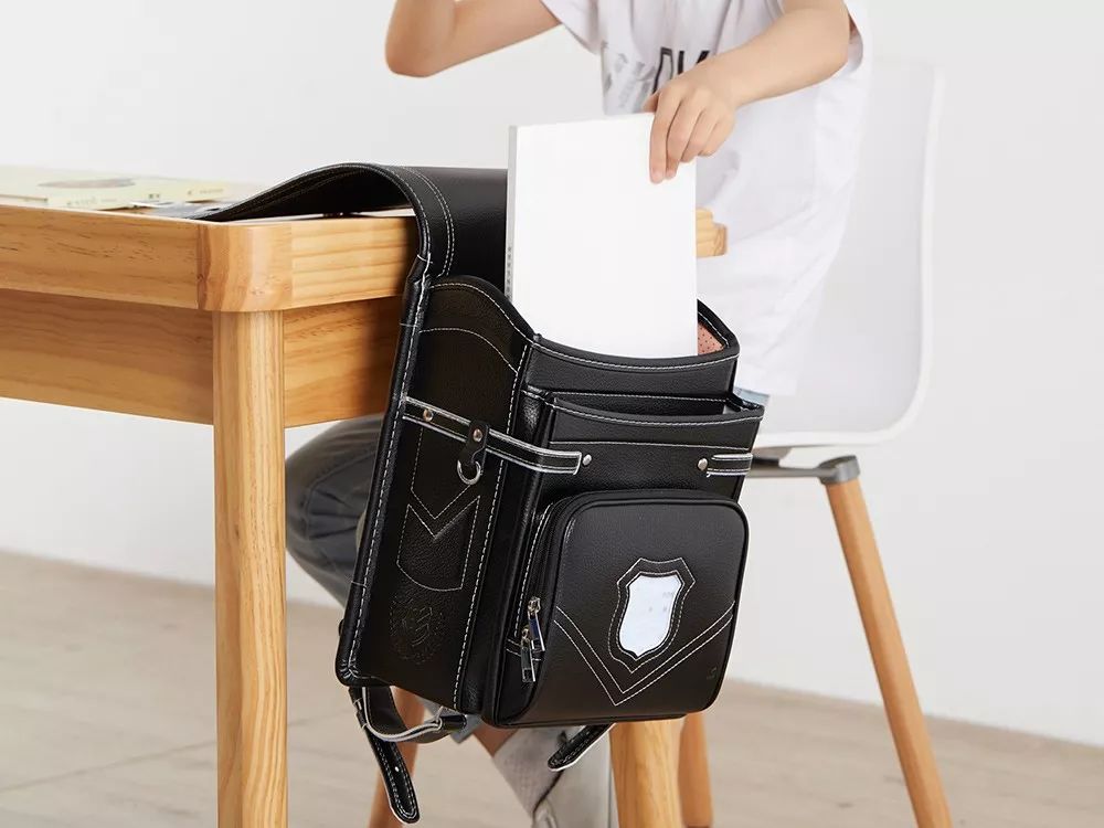 日本小孩的书包有哪些,日本儿童减负保护肩脊书包