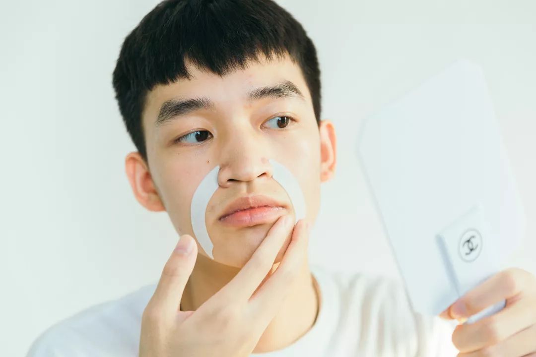 消除眉间法令纹最有效的方法,眉间纹和法令纹医美