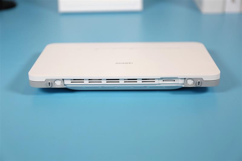 跟宽带说再见吧！华为4G路由2Pro评测：插卡即用的上网利器