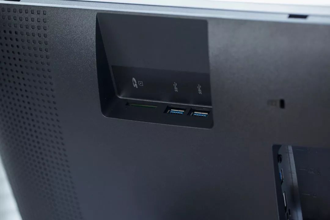 明基sw24024英寸专业摄影显示器,明基sw240显示器怎么样