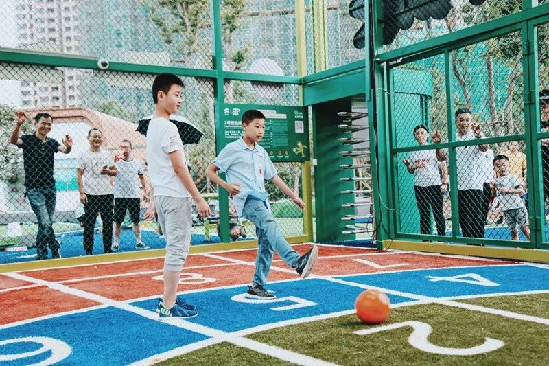 家门口足球场,武汉免费足球场智能足球场