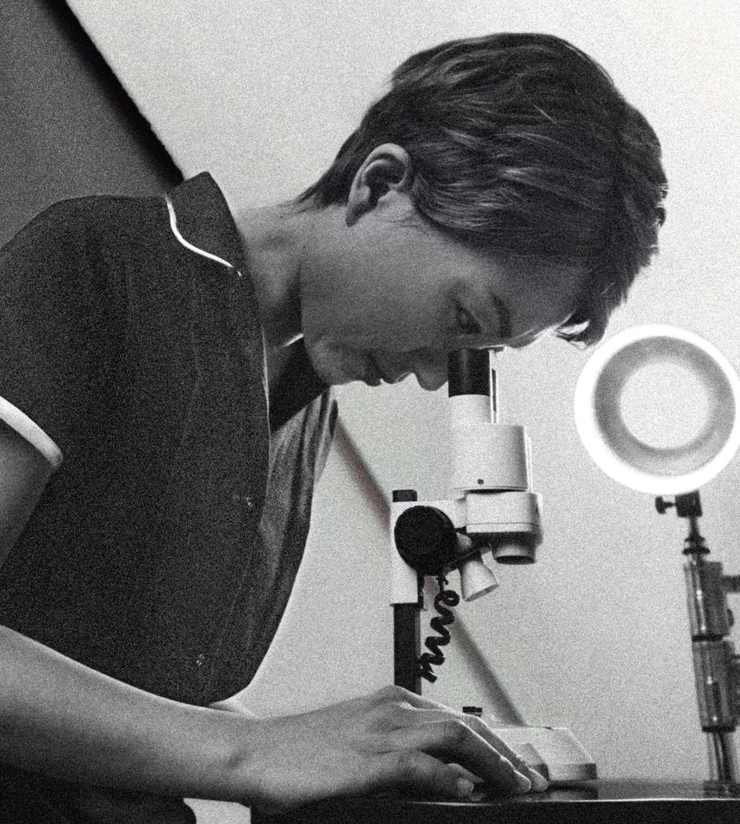 小时候：长大了当科学家！长大了：我寻思cos成科学家也行？