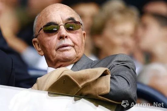 大卫·霍克尼英国艺术教父,大卫霍克尼的艺术人生