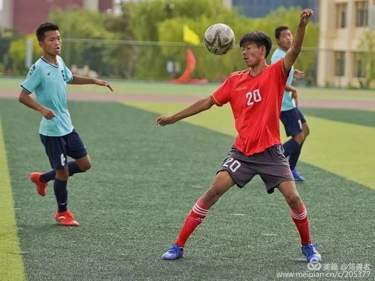 精彩瞬间足球,体育健儿精彩瞬间