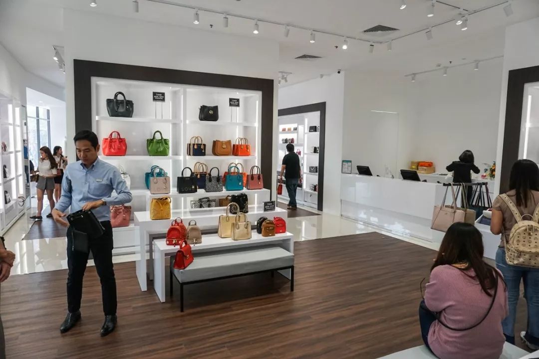 泰国买兰蔻口红,兰蔻200口红全球购