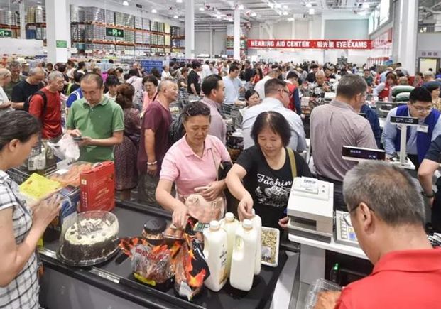 买进口折扣好货，要排队3小时进场？在新北，不存在的！