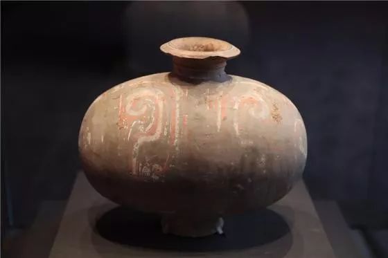 哭了！歪果仁1英镑就把咱乾隆国宝卖了？不识货就还回来啊……