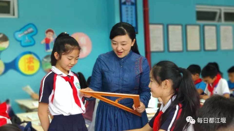 成都优秀教师名单公布,祝贺受表彰的优秀教师