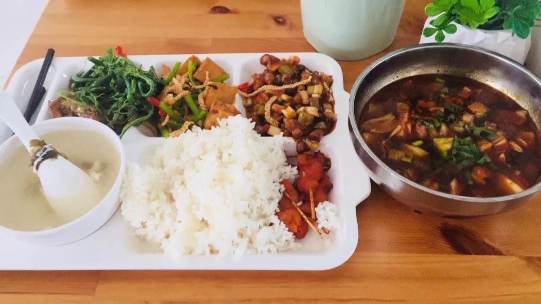 工资差不多为什么有的人过得好,工资都差不多为什么别人可以买房