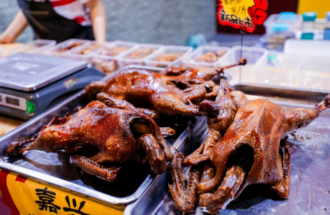 一边逛吃，一边剁手！这场美食狂欢实在太馋人，错过明天就要再等一年！