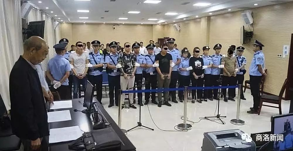 涉嫌聚众赌博开设赌场法院怎样判,寻衅滋事团伙作案