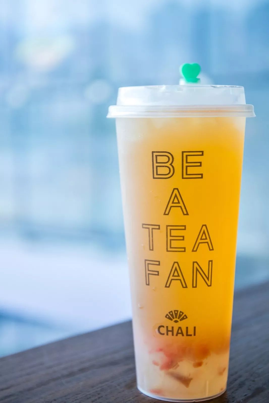 拿着3000的工资环游世界,没钱怎么去环游世界