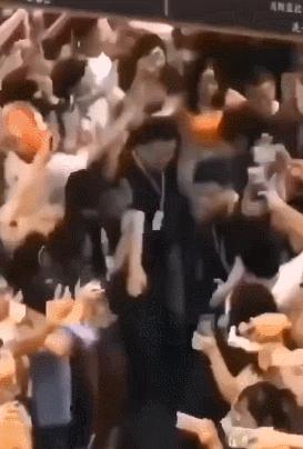 卸任后的马云近况,马云卸任后的奇迹