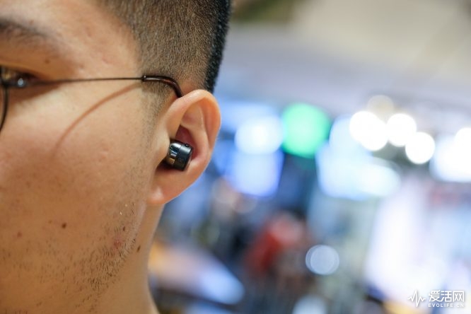 评测：第一次玩TWS耳机诺基亚BH-705就存在感暴走了