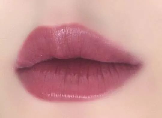 iu的口红色号,iu同款口红