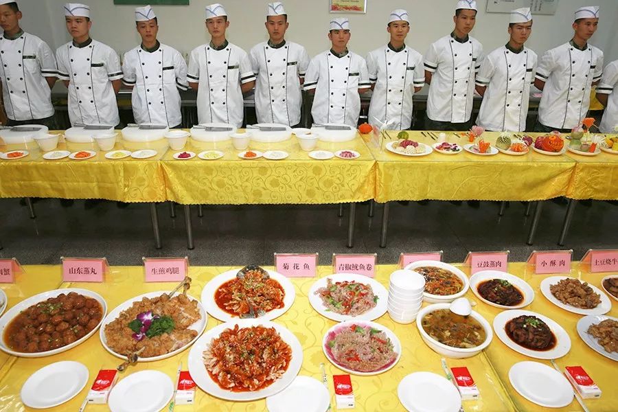 军营“厨神”初长成，三尺灶台显身手——记一次香味满满的培训