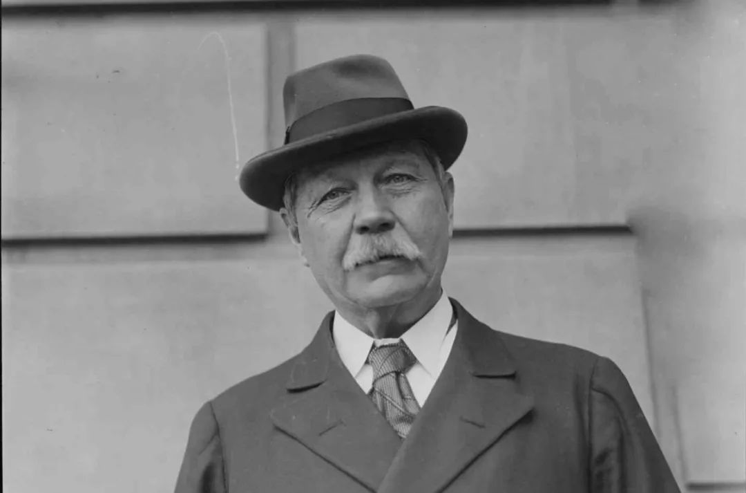 福尔摩斯探案集青少年版,福尔摩斯探案全集书籍在线阅读