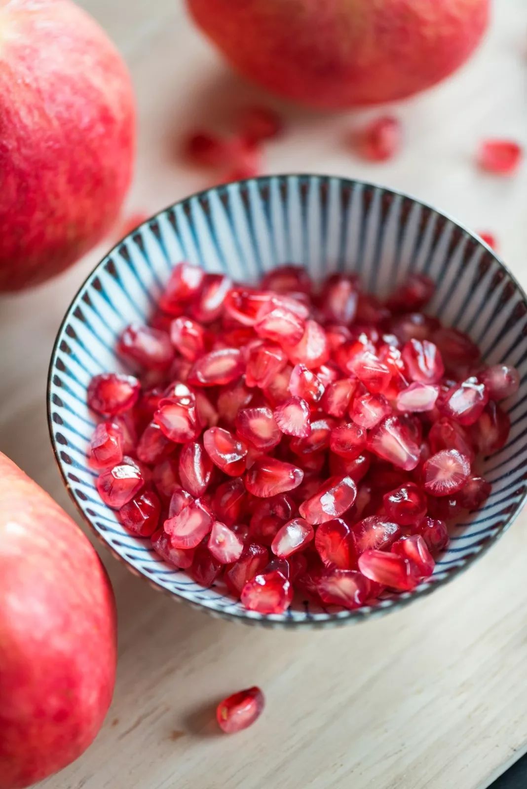 突尼斯软籽石榴特价出售,突尼斯软籽石榴三年苗多少钱一棵