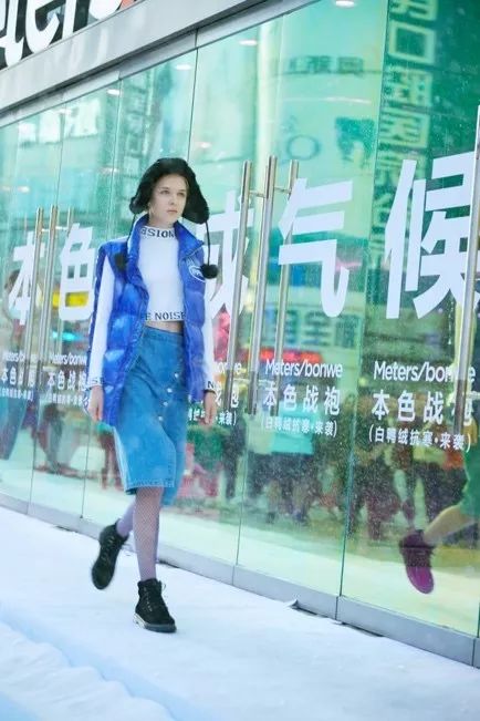 美特斯邦威羽绒服长款蓝绿色,美特斯邦威羽绒服199两件测评